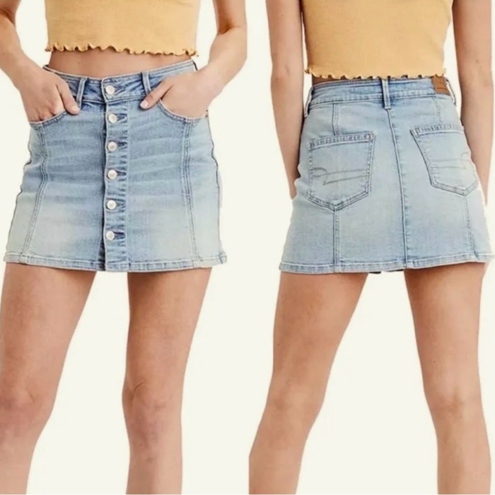 American Eagle Outfitters Light‎ Blue Denim Mini Skirt Size 4